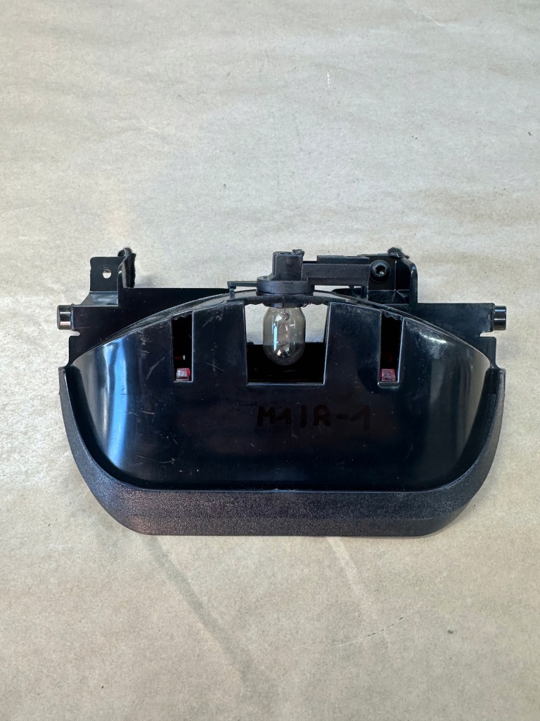 фото №3, Dacia sandero i свет стоп 8200734823b