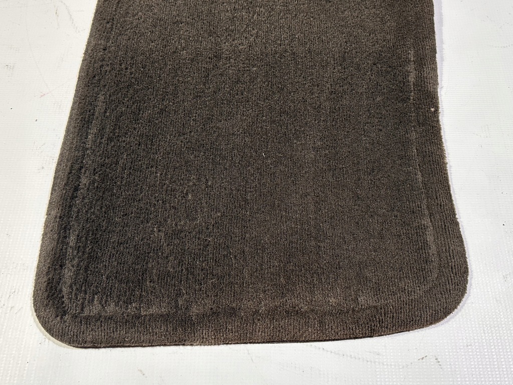 фото №5, Килимки перед передні велюрові chevrolet camaro 2009 - 2015