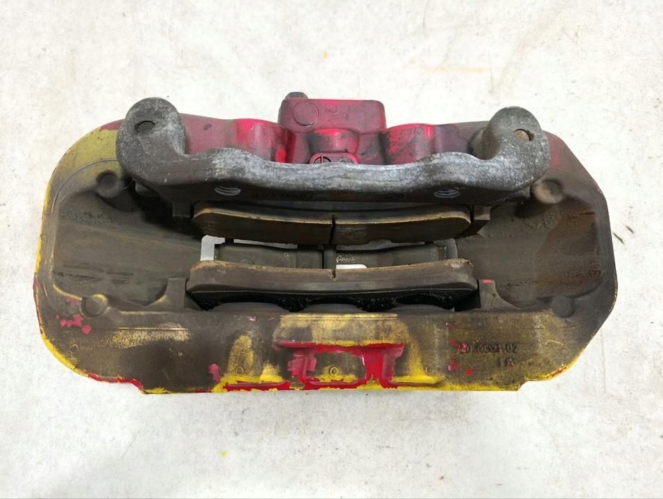 фото №6, Maserati granturismo 2011 суппорт тормозной передний 20a00102