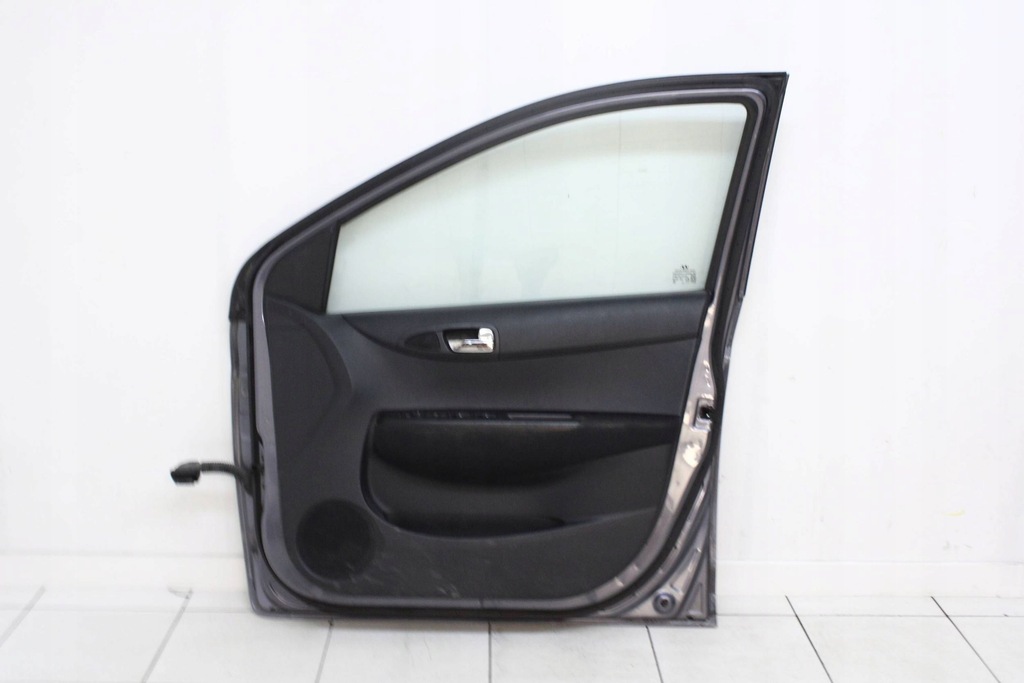 фото №7, Hyundai i20 i 5d 08r- дверь правое передние правый перед 2e