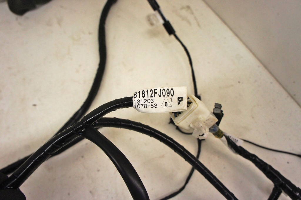 фото №9, Mx210 subaru xv i жгут крышки багажника