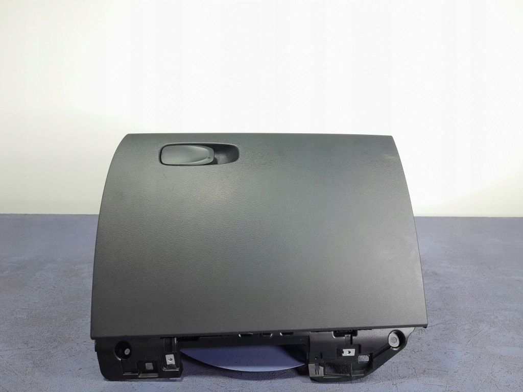 фото №1, Volvo xc60 ii бардачок пассажира 31417596