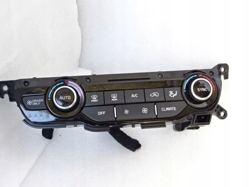 фото №1, Kia niro панель кондиционера