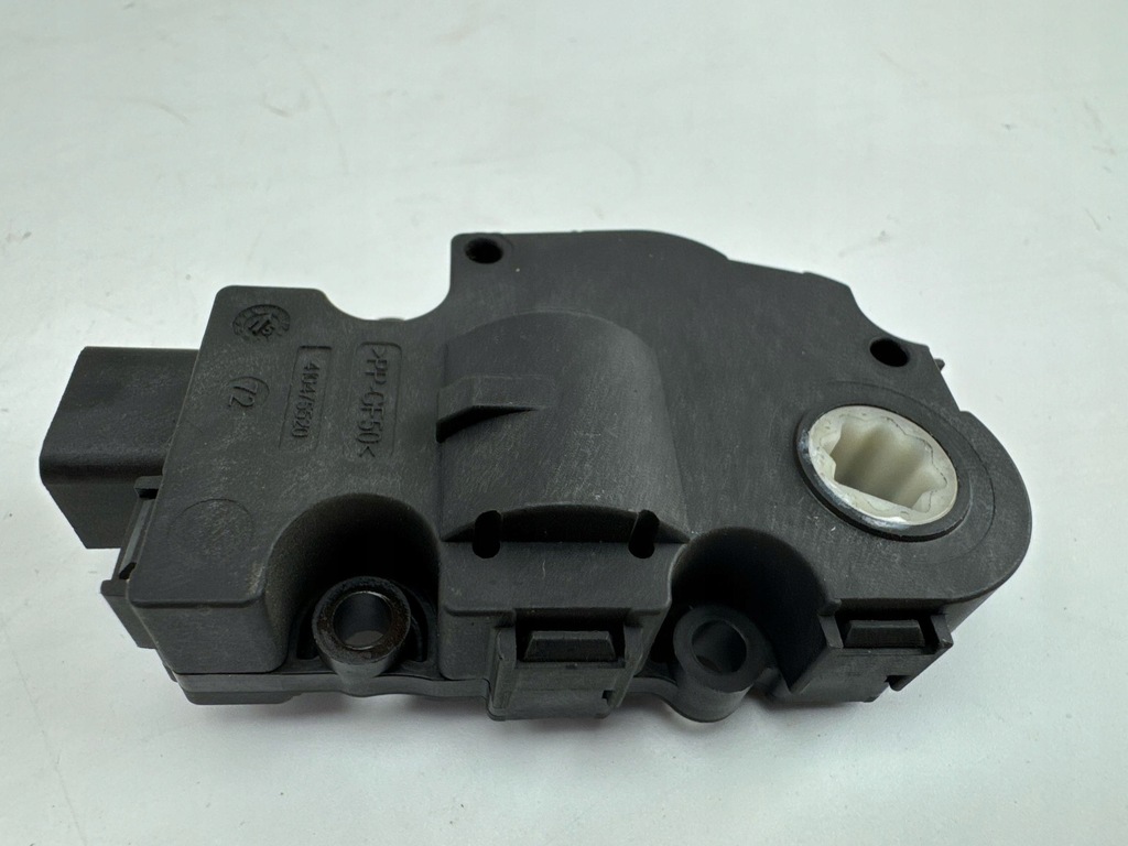 фото №8, Bmw 1 f20 f21 2015 моторчик крышка обдув