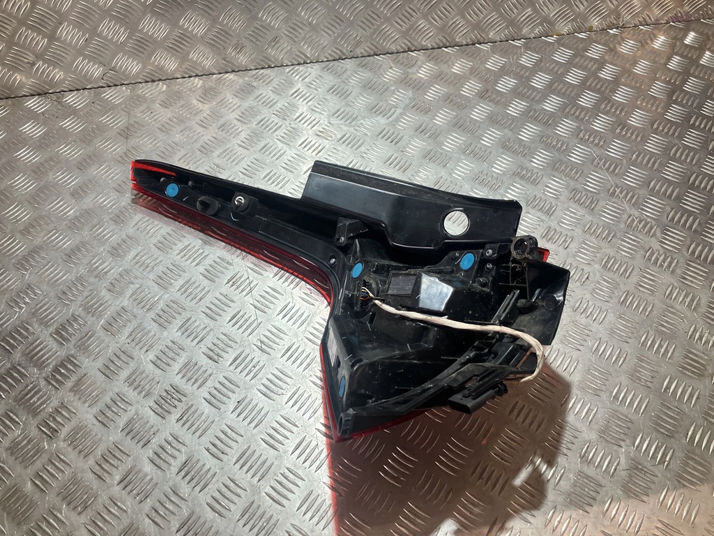 фото №6, Лампа w крила кузовна права volvo v60 ii