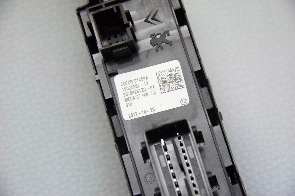 фото №10, Кнопка керування вікон лівих передніх двері peugeot 3008 suv 96788281