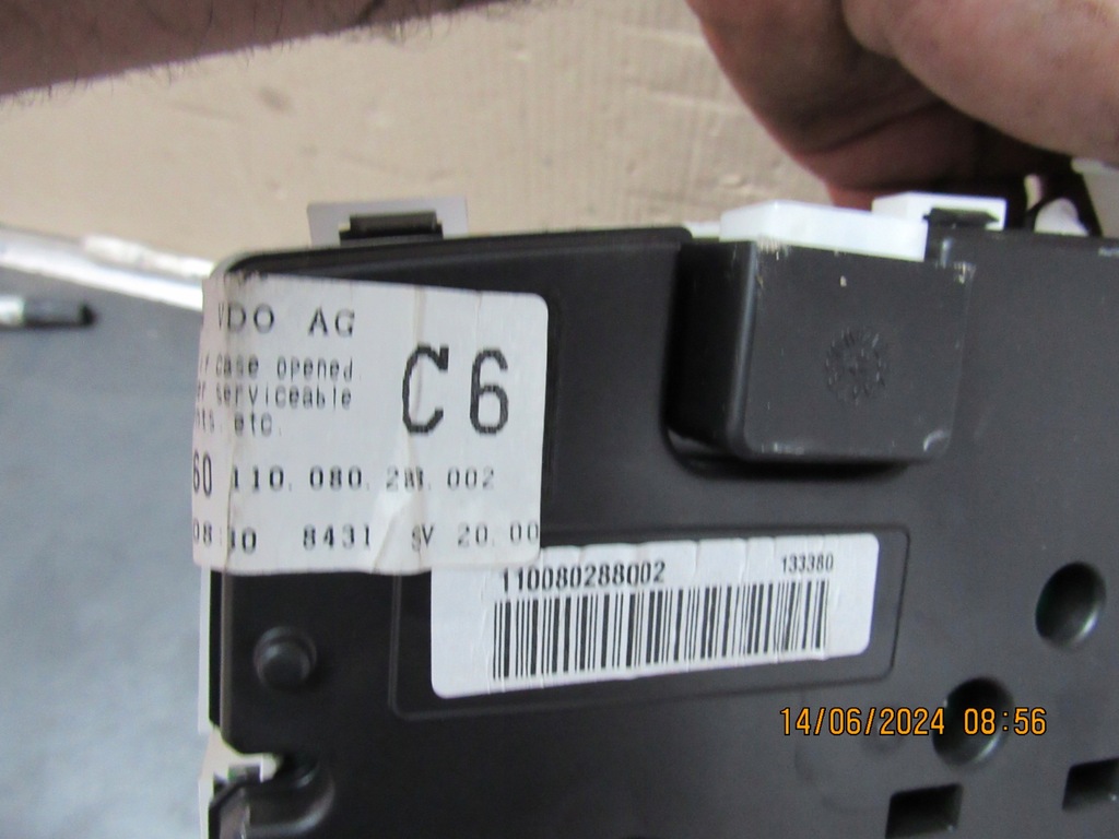 фото №7, Лічильник corolla e12 lift 1.4 d4d 83800-02c60