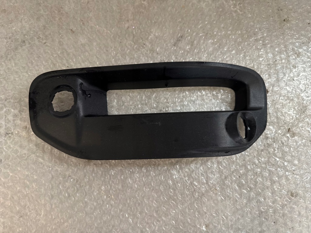 фото №1, Dodge ram 19- ліва решітка бампера