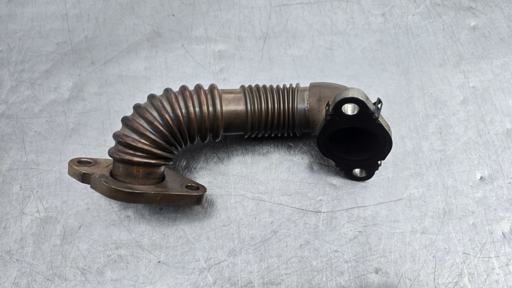 Купити Шланг трубка вихлопних газів egr trafic 3 1.6 dci 147256115r master 2,3 dci