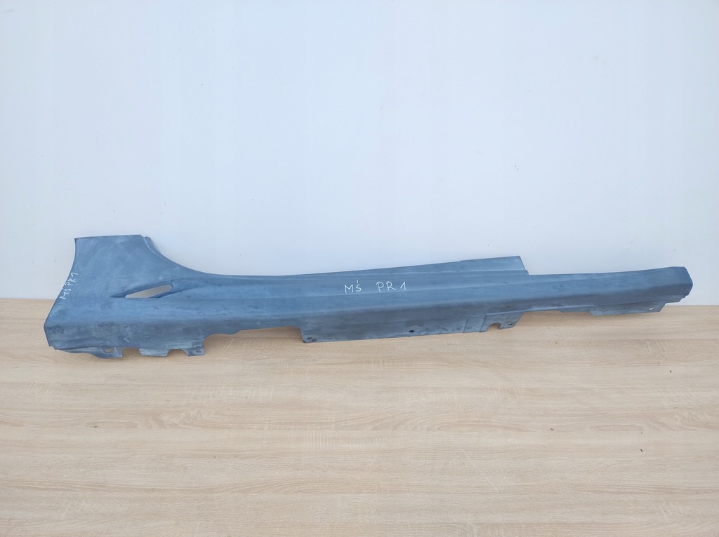 фото №1, Ferrari california f149 оригинальная nowa молдинг порог правая порог mśpr1