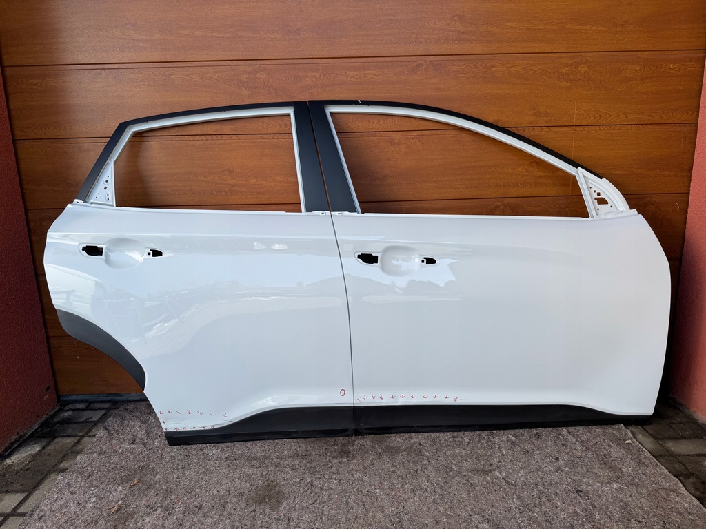 фото №1, Hyundai kona 17- двері передні праве перед правий