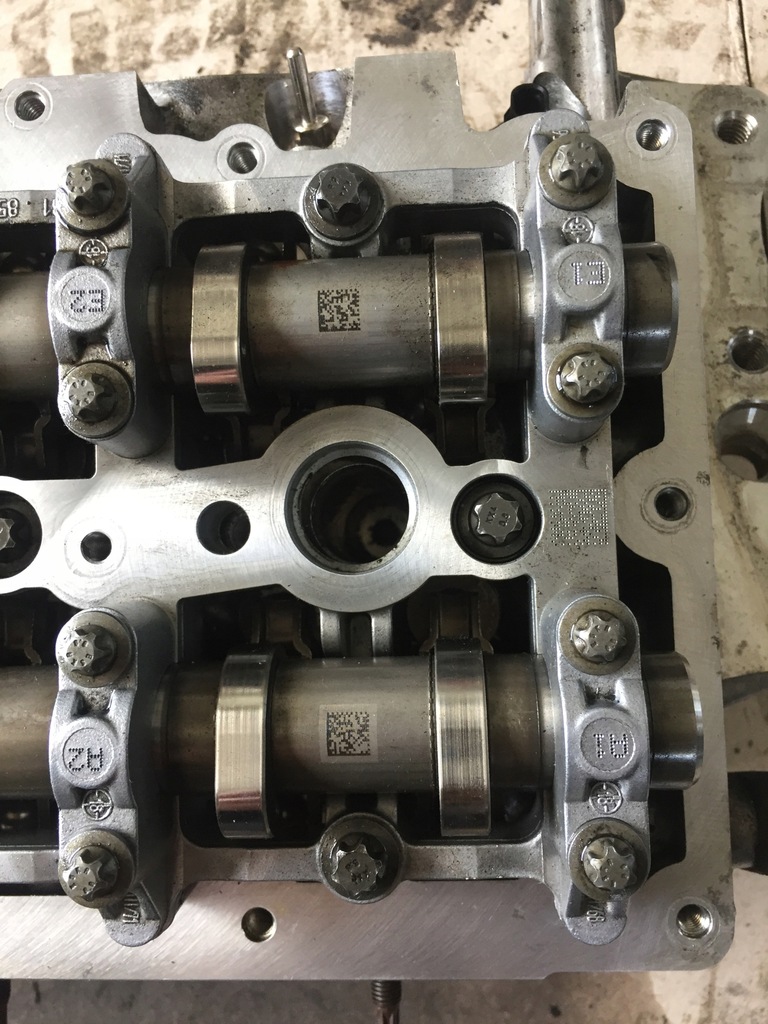 фото №5, Bmw 2.0d b47c20b головка комплектна вали