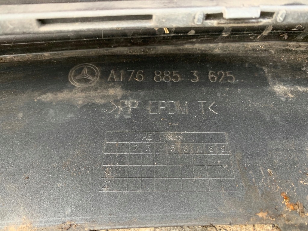 фото №7, Mercedes a-klasa w176 lift 15- бампер перед