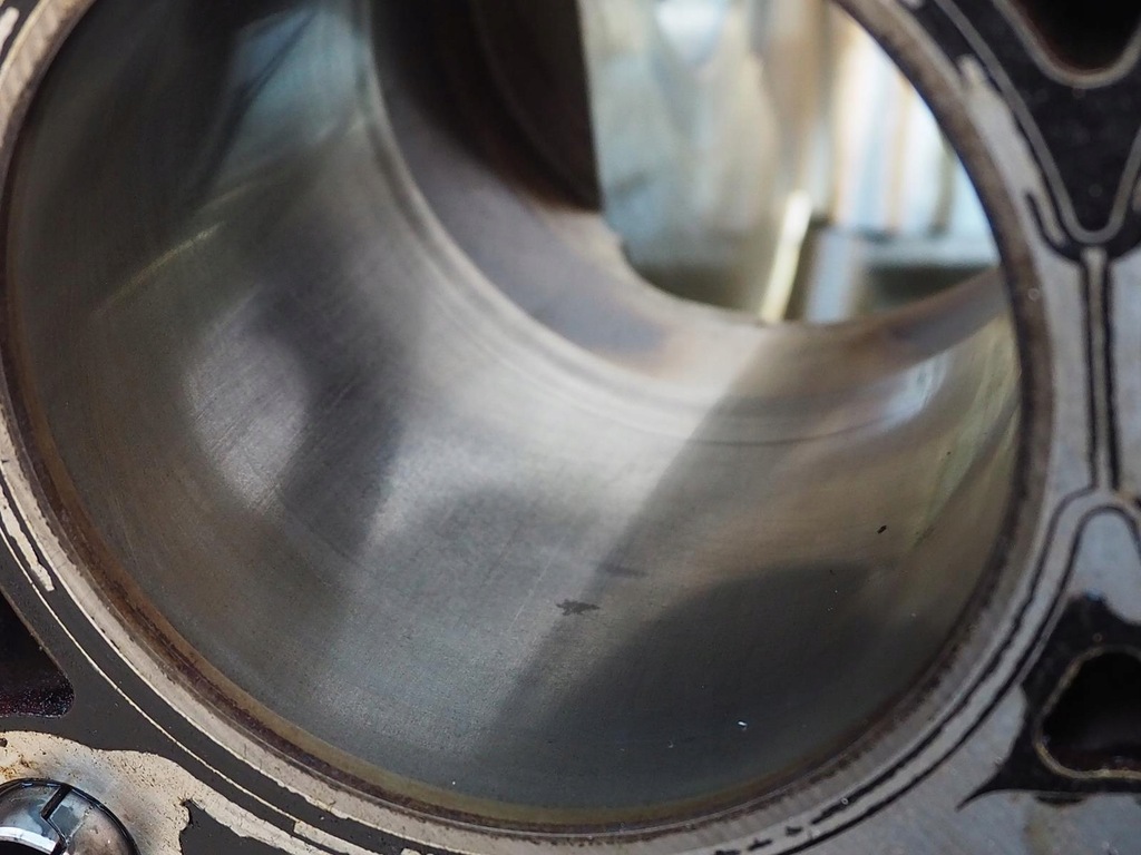 фото №14, Jaguar s-type 3.0 v6 238km блок двигуна dół