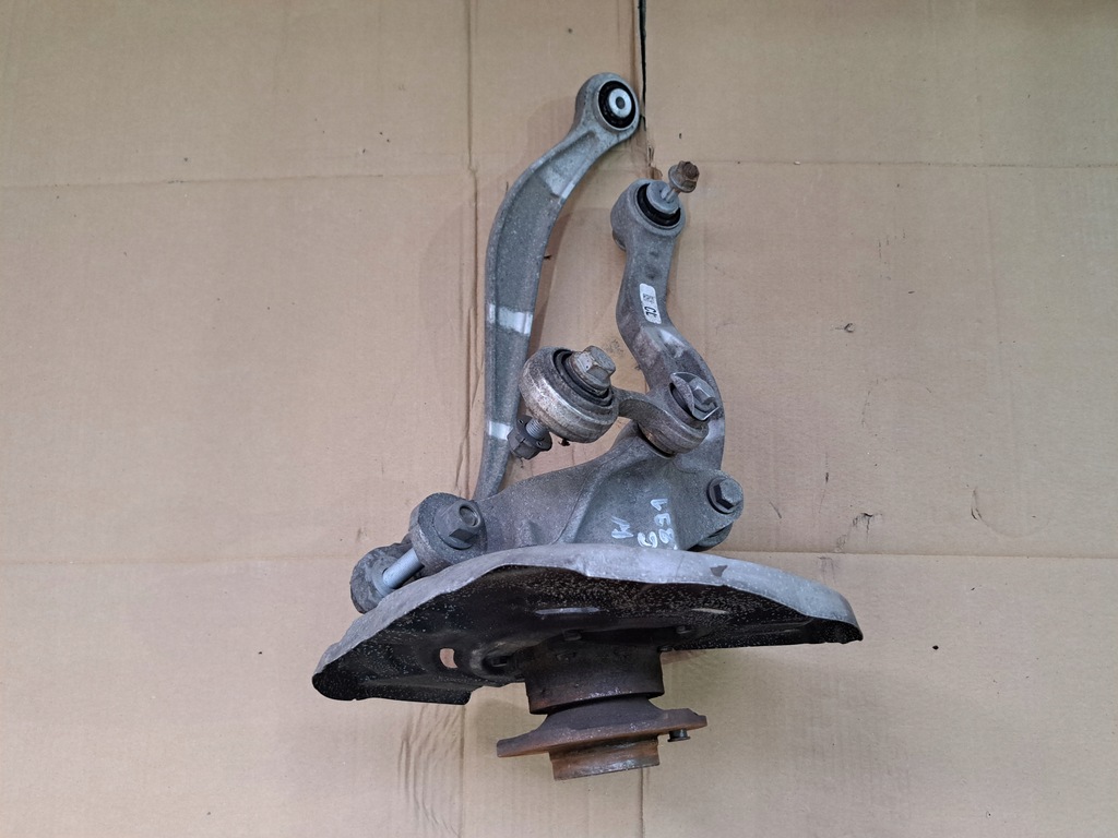 фото №8, Левая поворотный кулак ступица задняя bmw f06 f12 f13 6852891