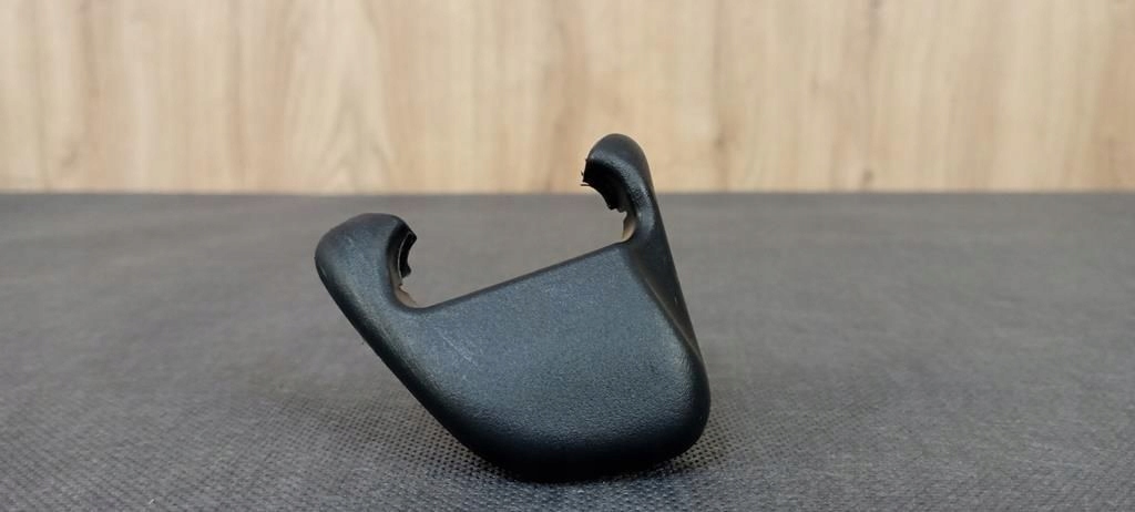 Купить Mercedes a-klasa w176 заглушка левая болты поперечина безопасности задний  заднего