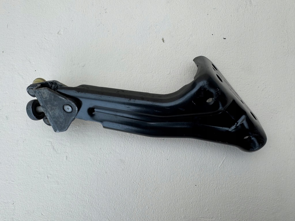 фото №1, Peugeot expert proace ii jumpy iii ролики дверь раздвижных левая 9847162380