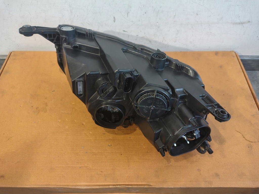 фото №7, Ксенон skoda rapid spaceback лампа ліва europa 2013-2017