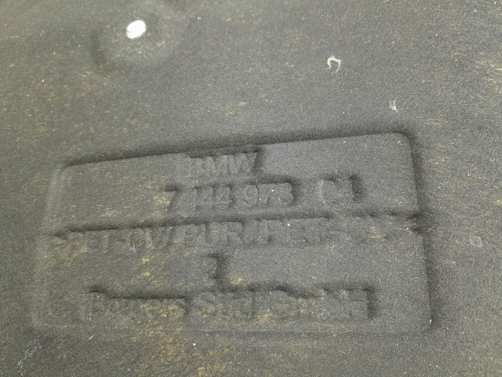 фото №7, Bmw 1 f40 шумоизоляция капот 7444978