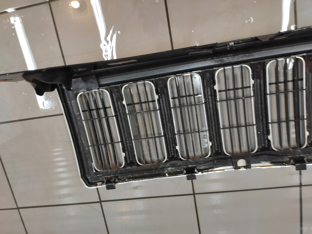 фото №7, Jeep commander xk xh решётка радиатора решётка радиатора оригинал рамка хром ubytek решётка