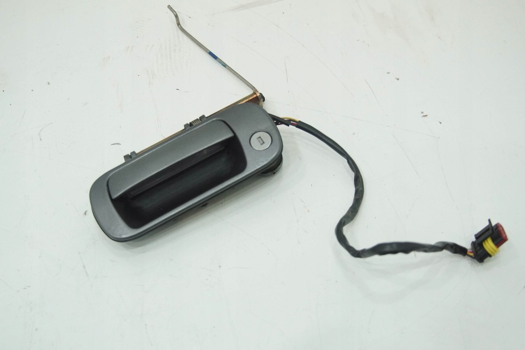 фото №1, Ручка дверь левых maserati 4200gt 4200