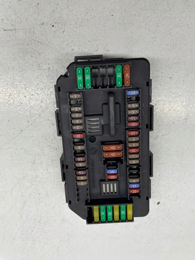 фото №1, Коробка предохранителей bmw оригинальный номер 9337879