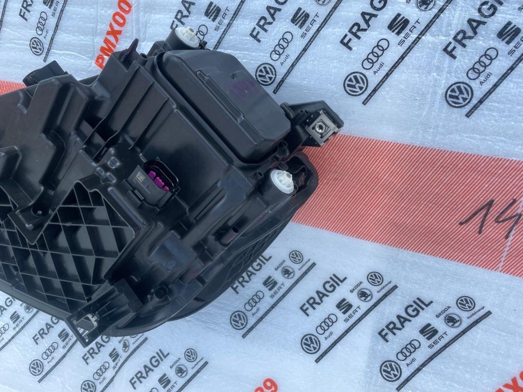 Q5 2 80a фара full led matrix левая правый  идеальная Цена