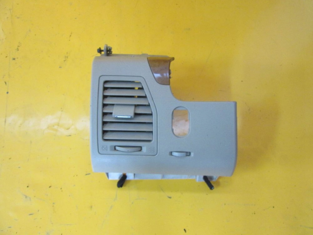 фото №1, Suzuki xl7 2007 решётка обдув левая