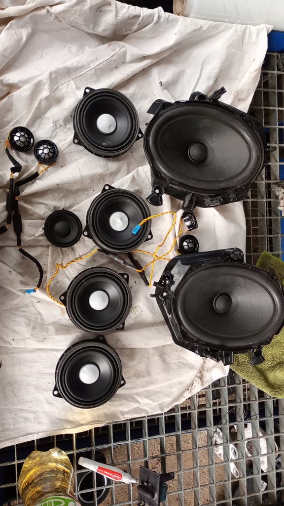 фото №1, Набор динамиков аудио harman kardon bmw i3