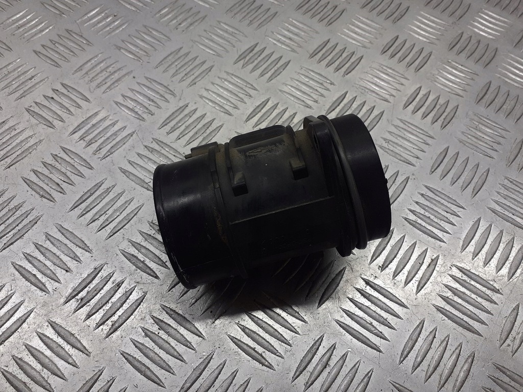 фото №1, Расходомер воздуха renault clio iii 1.5 dci 8200299956