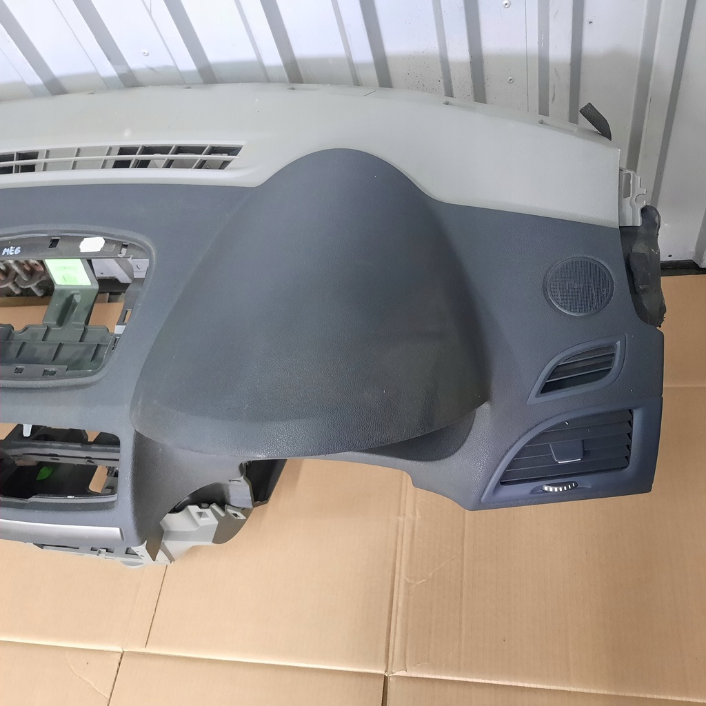 фото №9, Renault megane iii панель приладів консоль панель приладів anglik