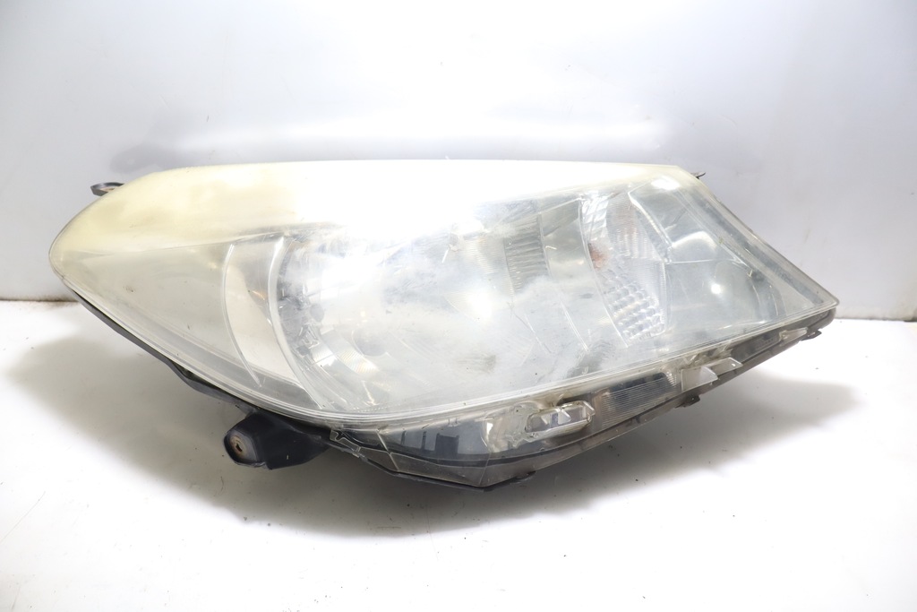 фото №1, Лампа правая передняя toyota yaris iii