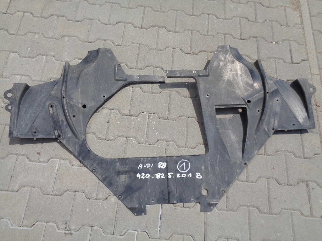 фото №1, Audi r8 420 защита пол двигателя задняя 420825201b