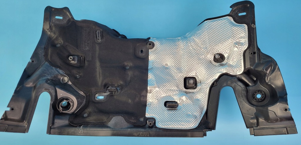 фото №9, Mercedes w206 захист стіни перегородки a2066203601