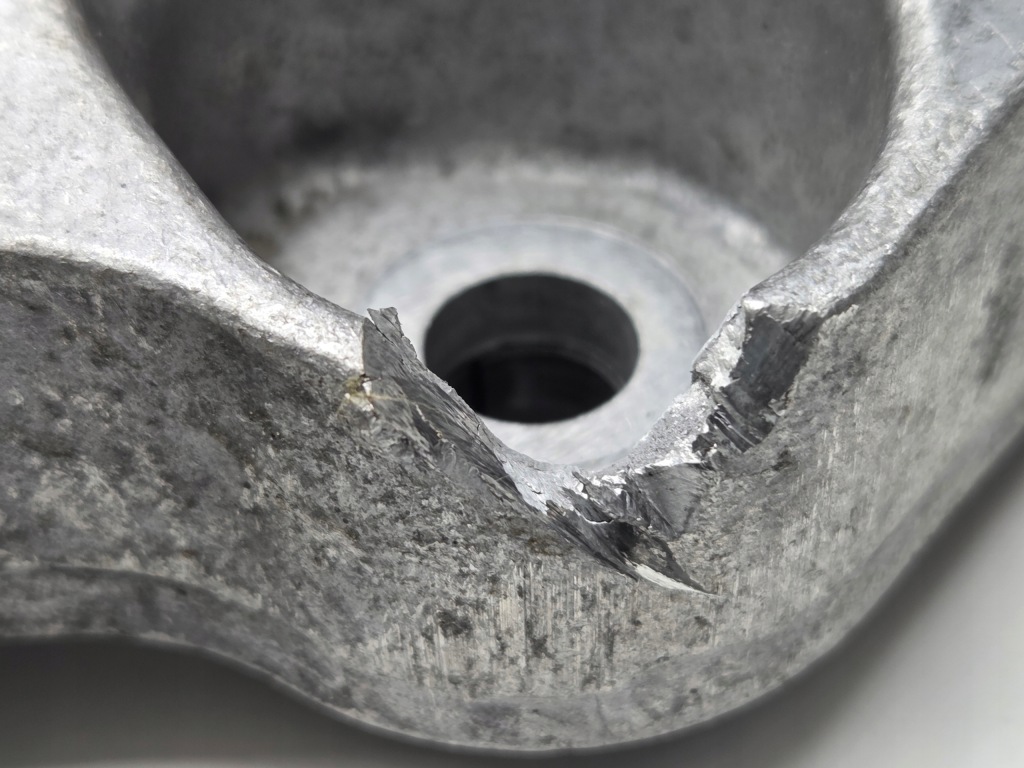 Купити Proace city berlingo rifter кронштейн кронштейн коробки 9801956080