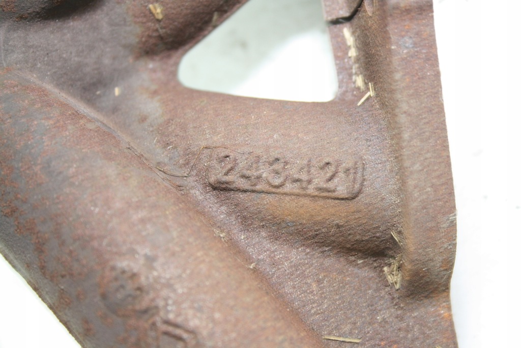 фото №9, Коллектор выпускной dacia sandero 1.2 16v 8200082645 243421