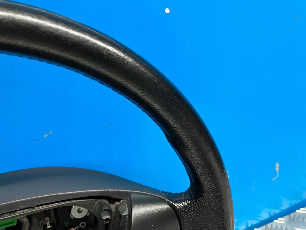 фото №7, Volvo v50 s40 ii воздуховод кожаный кожа czarna 30723664