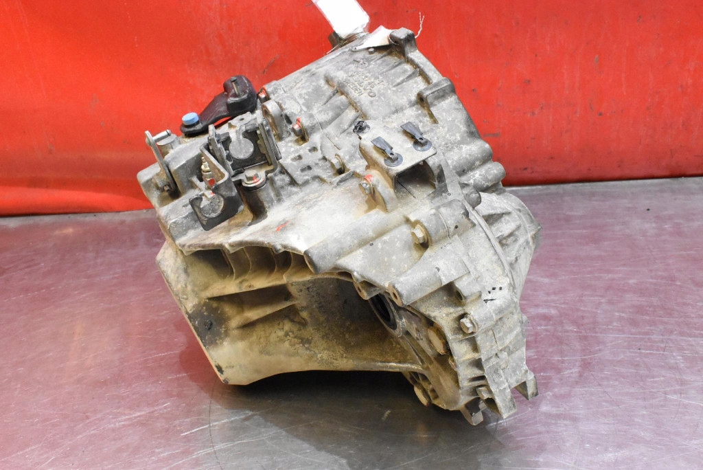 фото №8, Коробка передач передач p9482078 volvo s60 1 i 2.4 b 140 km 00-04