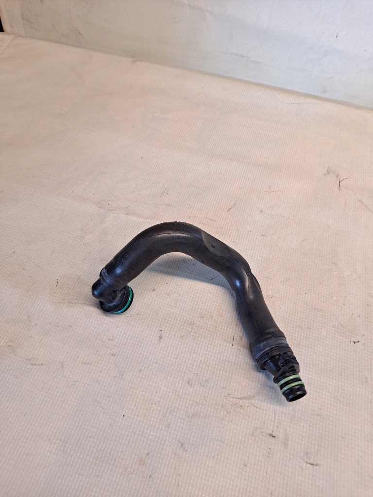 фото №1, Труба шланг вентиляція картера fabia iii 1.0 04c103474e