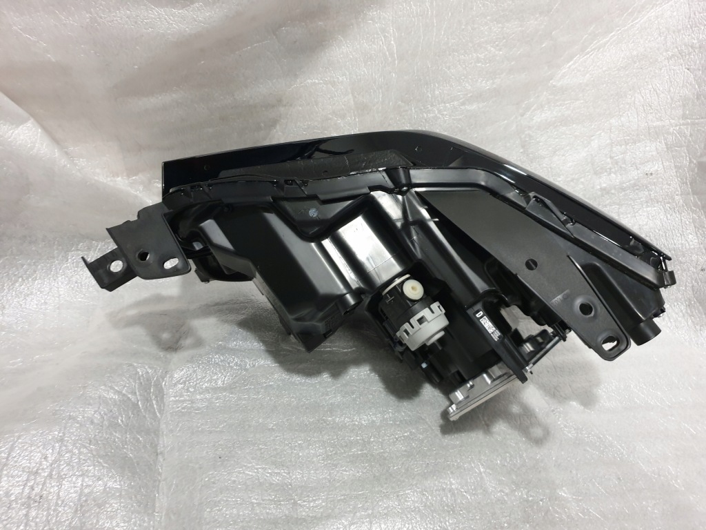 Фара передня mazda cx30 full led Оригінал