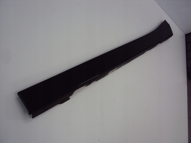 фото №2, Молдинг порог левая bmw serii 1 f20 2015 rok 668