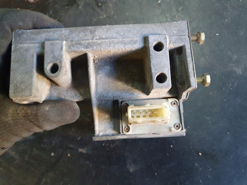 Audi 80 b4 avant універсал 1.9 tdi 281002072 витратомір Ціна