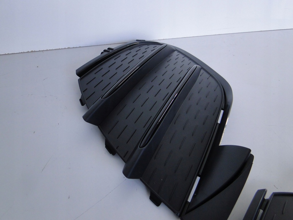 фото №8, Mercedes glb 247 x247 ґрати бампера amg