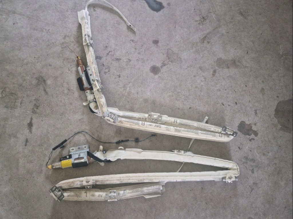 фото №1, Ford s-max mk1 шторка безпеки подушка безпеки права 6m21-14k159-ce