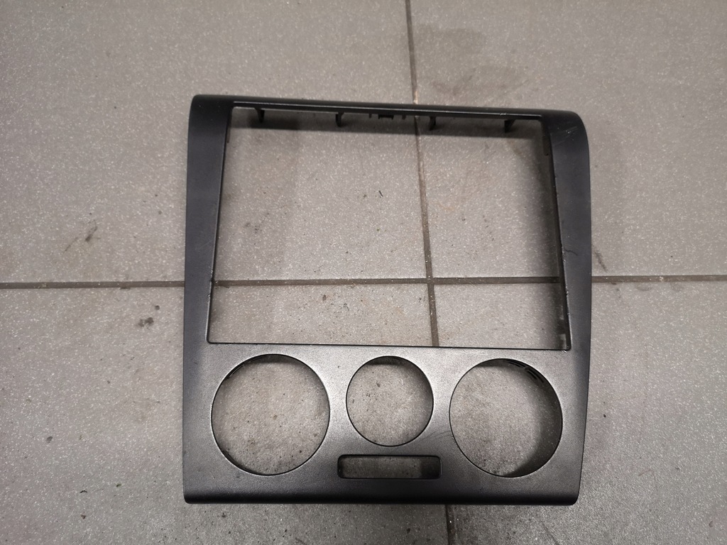 фото №1, Рамка dekor радио skoda octavia eu 1u1863399