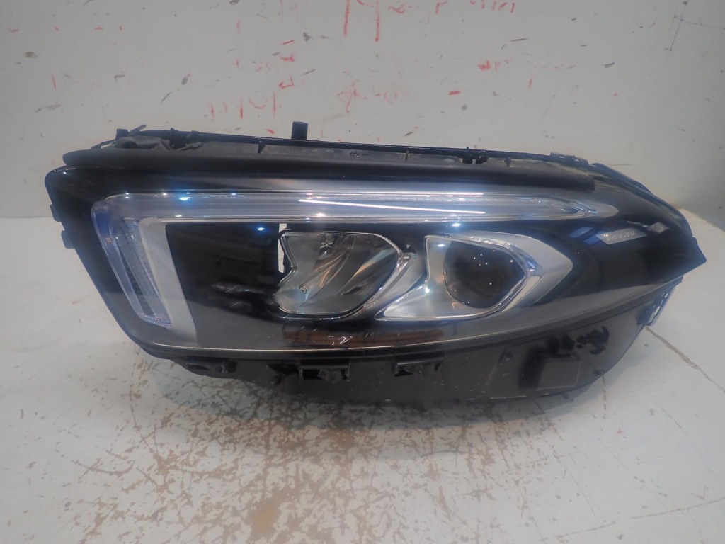 фото №1, Лампа перед ліва mercedes a-klasa w177 full led