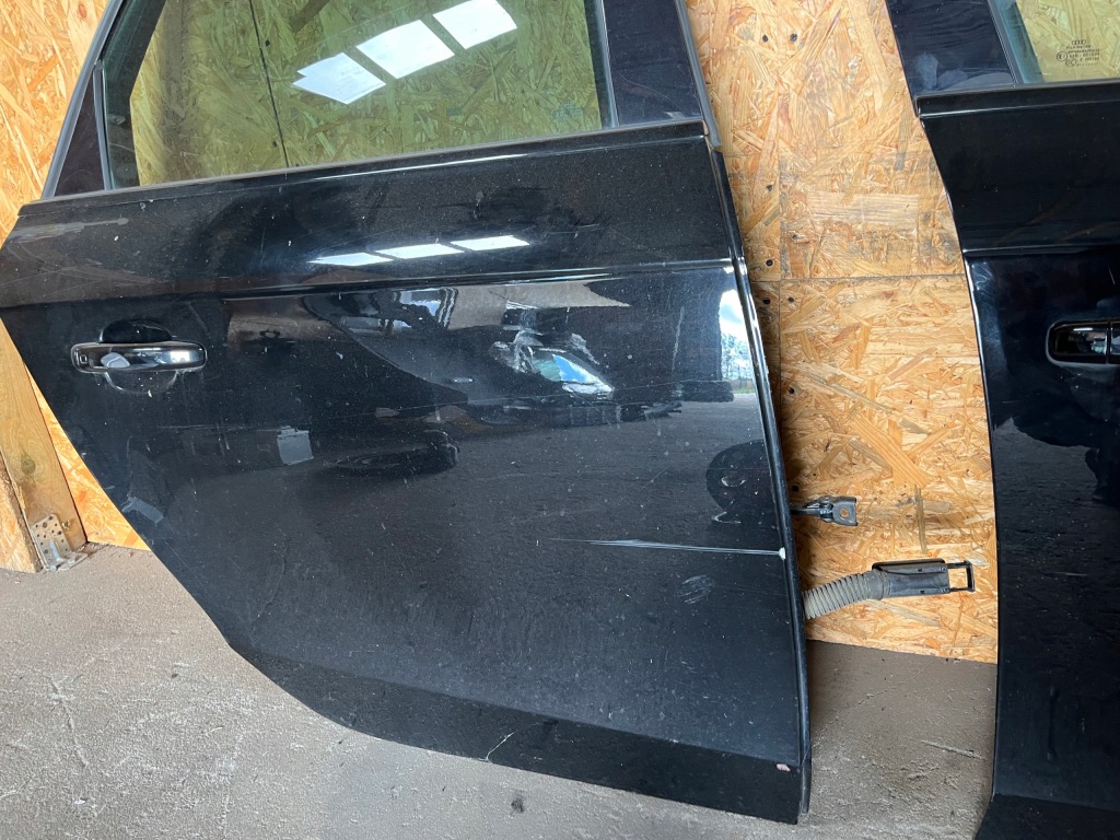 фото №1, Двері праве задня audi a4 b8 sedan ly9b