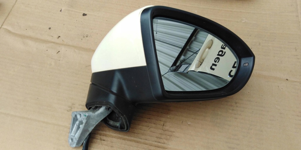 фото №1, Vw touran 5t зеркало наружное правое 13 pin фотохромный