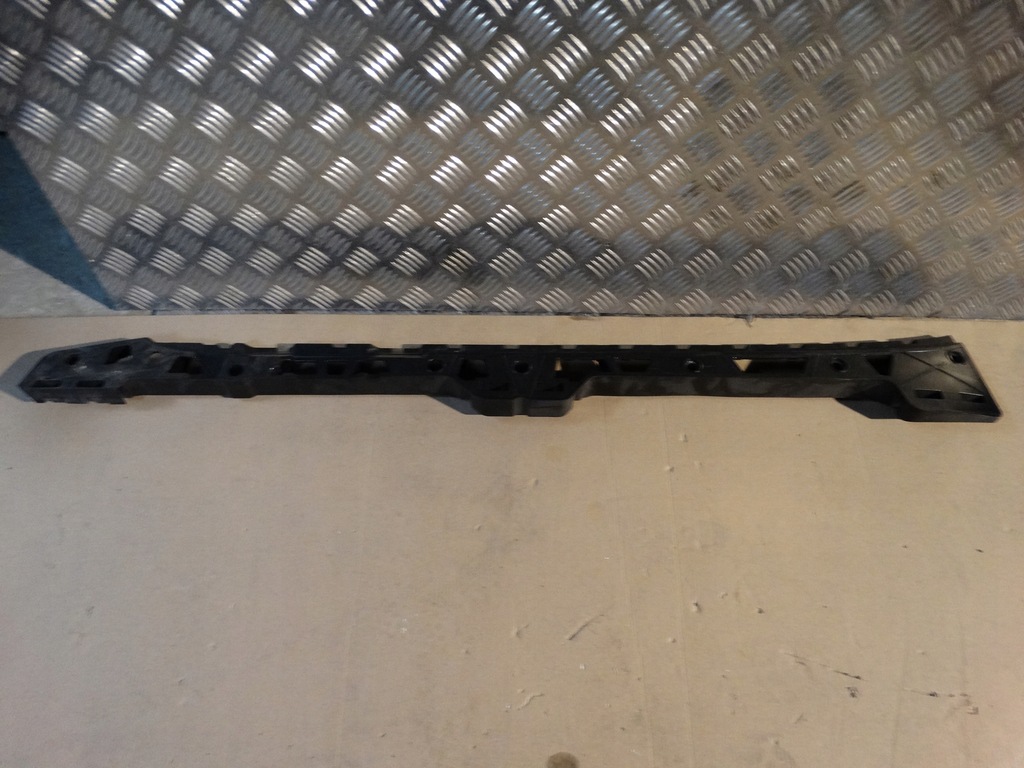 фото №1, Направляющая накладки порога правый mercedes sls w197 1