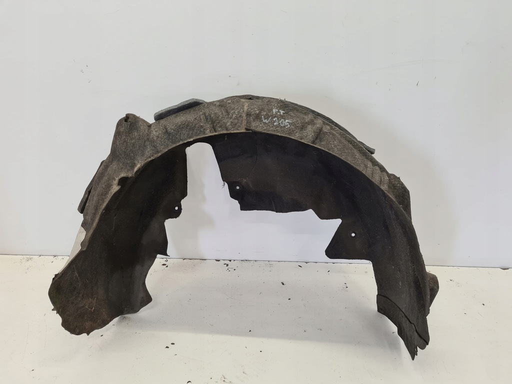 фото №1, Mercedes w205 sedan подкрылок правый задняя
